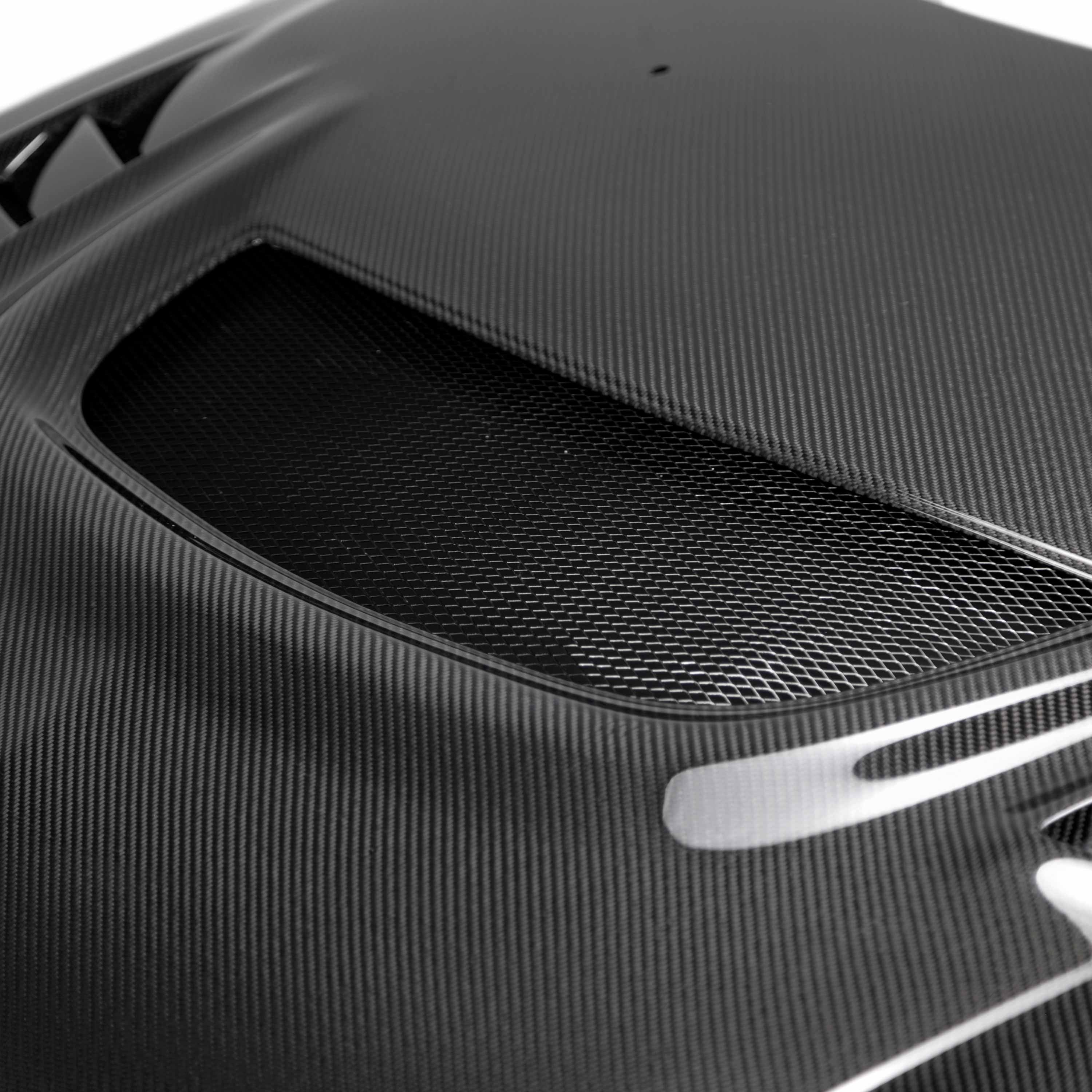 Seibon Carbon Fiber Hood Style CW | 2003-2005 Mitsubishi Evo 8