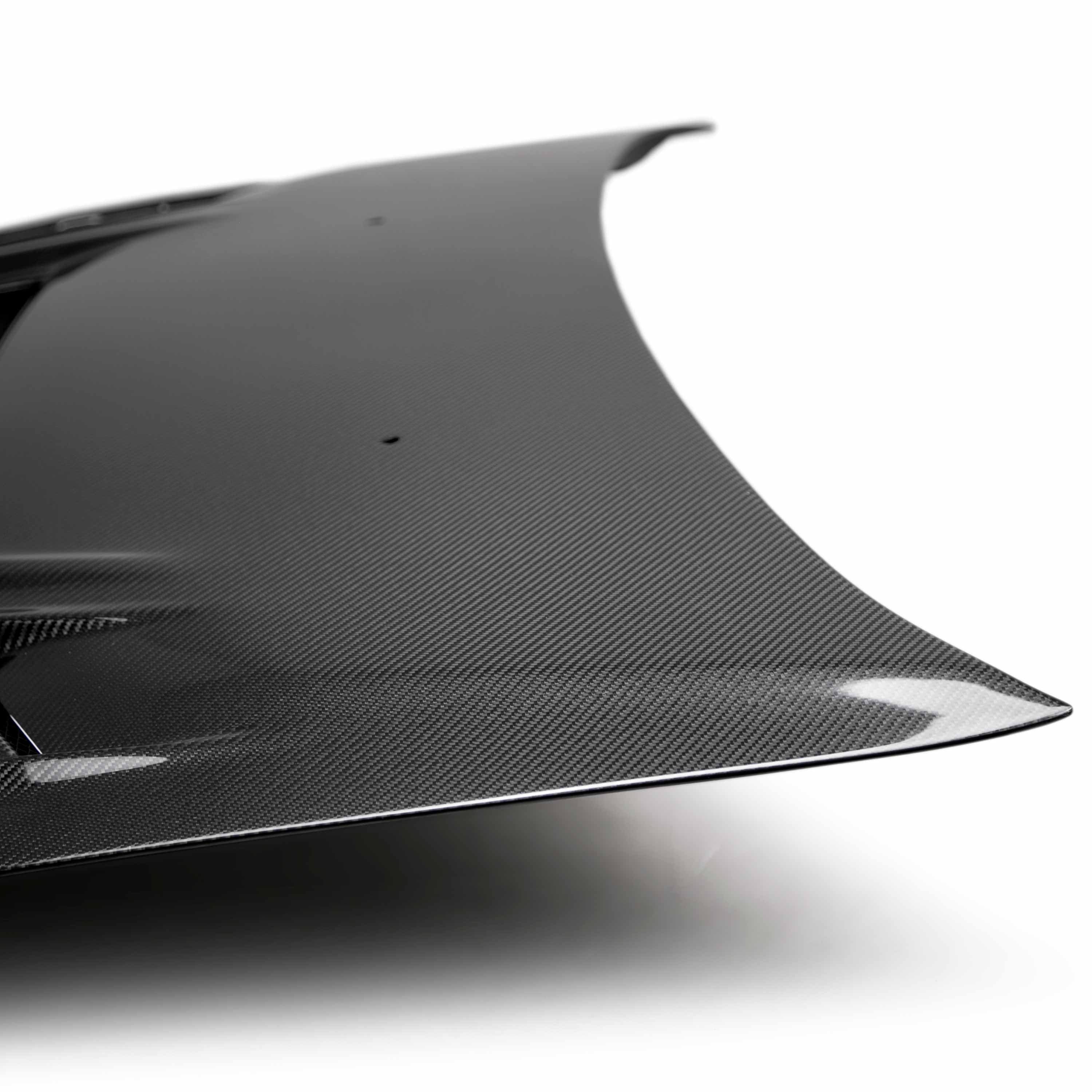 Seibon Carbon Fiber Hood Style CW | 2003-2005 Mitsubishi Evo 8