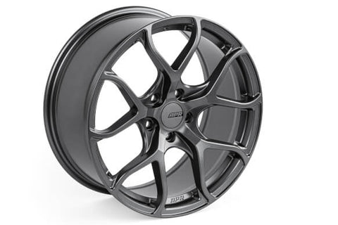 APR A01 18X8.5 Flow Formed Wheel Hyper Silver/Gunmetal/Satin Black (WHL00015/16/17)