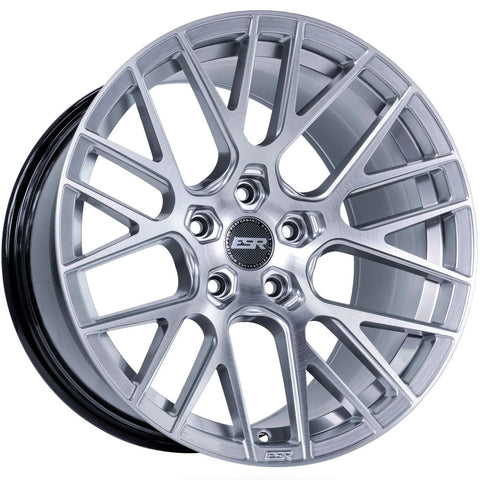 ESR Hypersilver RF11 18x8.5 5x120.6 30mm Wheel (88552030 RF11HS 5X1206)