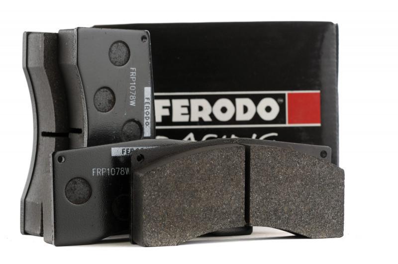 Ferodo DS2500 Brake Pads - Front | 2015-2017 Ford Mustang Shelby